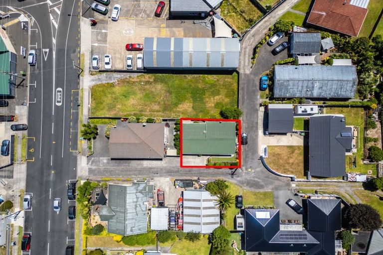 Photo of property in 33f Sanders Avenue, Westown, New Plymouth, 4310