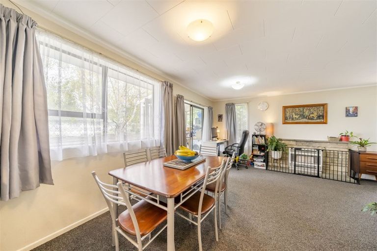 Photo of property in 14 Dakota Grove, Totara Park, Upper Hutt, 5018