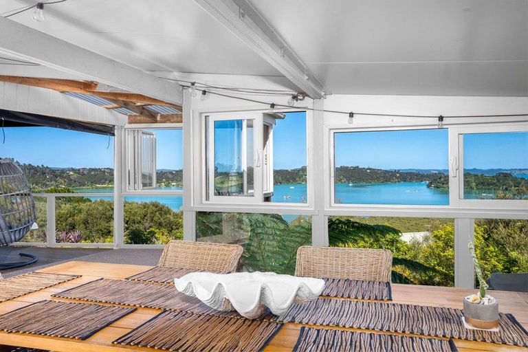 Photo of property in 9 Toi Track, Russell, 0272