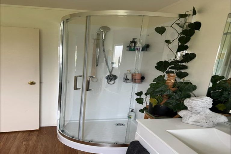 Photo of property in 38 Charlotte Street, Stanmore Bay, Whangaparaoa, 0932