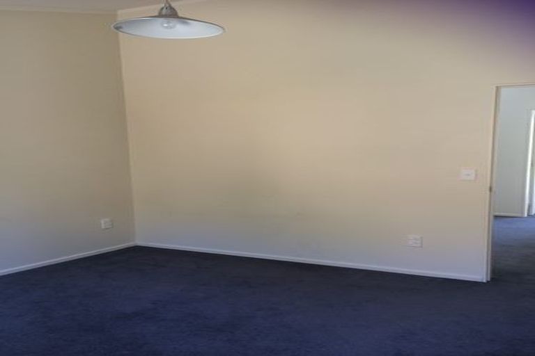 Photo of property in 4 Mitika Way, Strathmore Park, Wellington, 6022