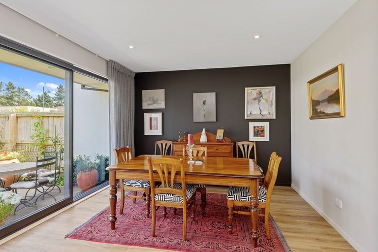 Photo of property in 8 Dave Jamieson Lane, Hillmorton, Christchurch, 8024