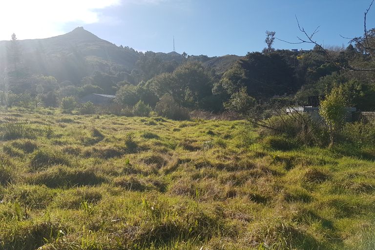 Photo of property in 17 Main Road, Governors Bay, 8971