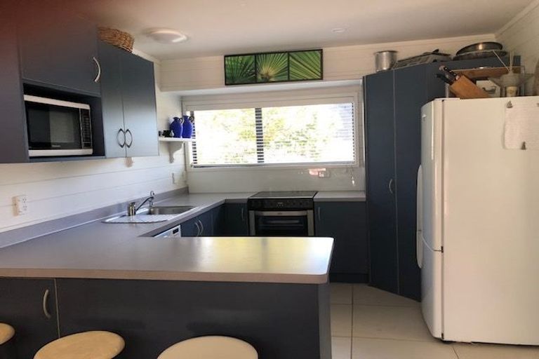 Photo of property in 2 Bagnall Place, Pauanui, Hikuai, 3579