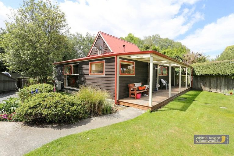 Photo of property in 351 Sawyers Arms Road, Harewood, Christchurch, 8051