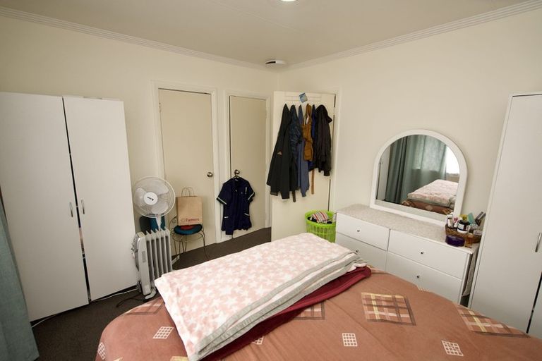 Photo of property in 451 Featherston Street, Palmerston North, 4414