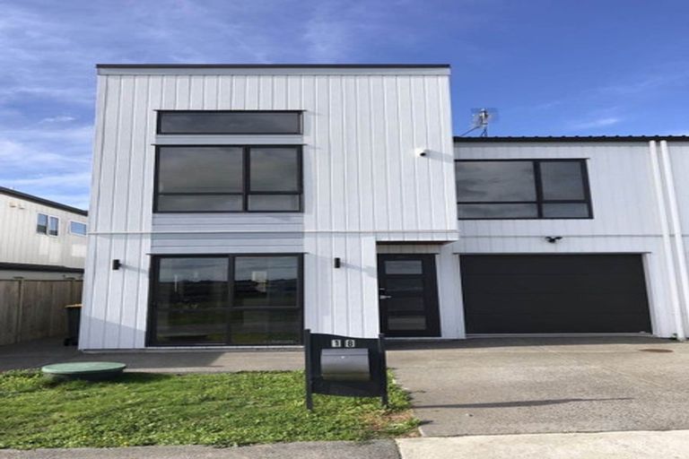 Photo of property in 18 Toia Lane, Silverdale, 0932