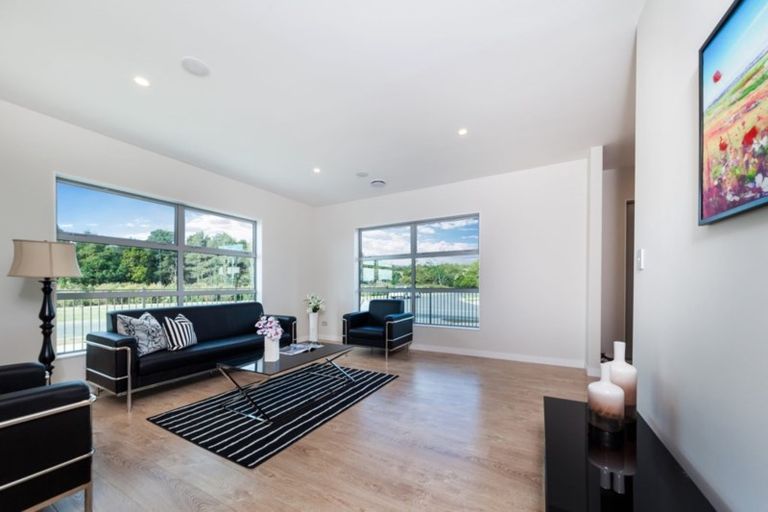 Photo of property in 5 Timmer Road, Flat Bush, Auckland, 2019