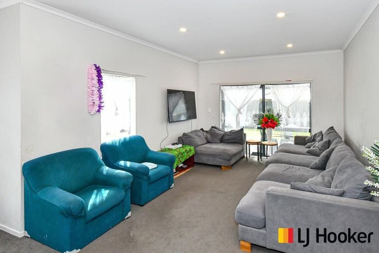 Photo of property in 57 Kaimoana Street, Weymouth, Auckland, 2103
