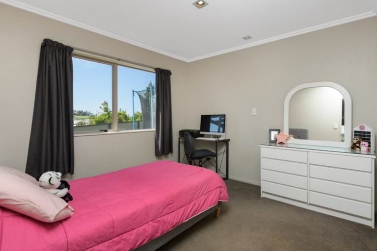 Photo of property in 69 Te Otinga Place, Pyes Pa, Tauranga, 3112