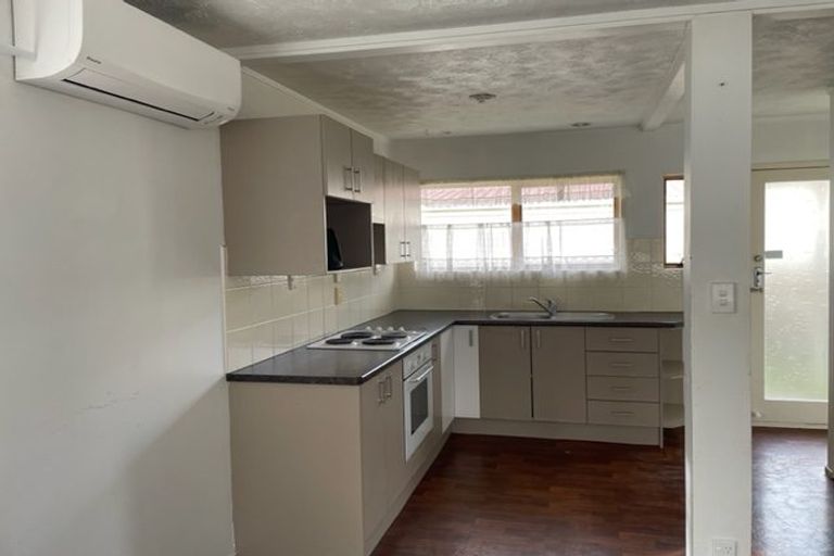 Photo of property in 3/48 Friedlanders Road, Manurewa, Auckland, 2102