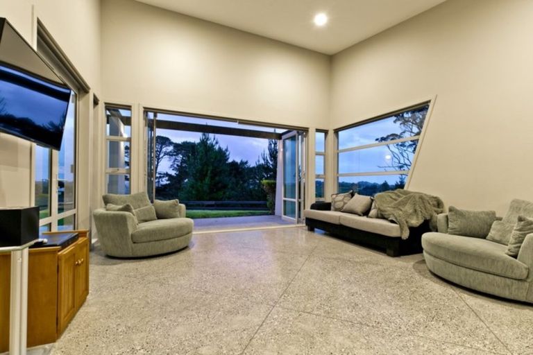 Photo of property in 235 Glenmore Road, Coatesville, Albany, 0793