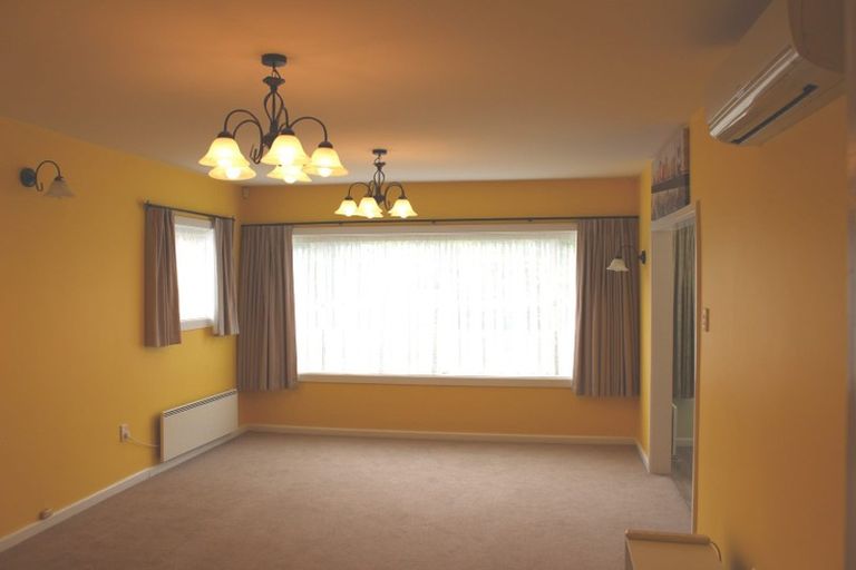 Photo of property in 308 Riccarton Road, Upper Riccarton, Christchurch, 8041