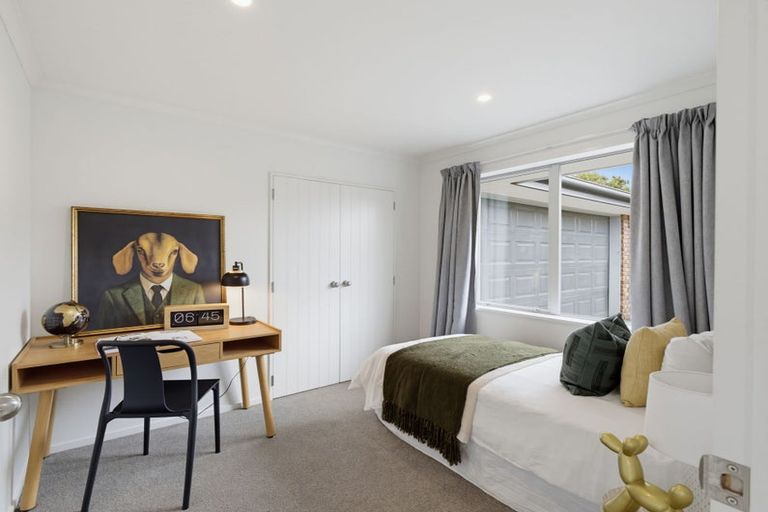 Photo of property in 10a Manahi Place, Woodend, 7610
