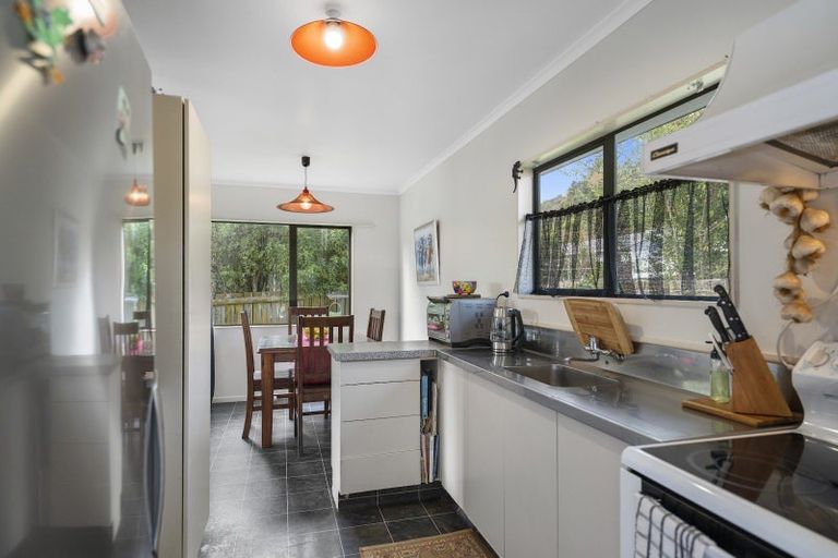 Photo of property in 82 Esmeralda Street, Welcome Bay, Tauranga, 3112