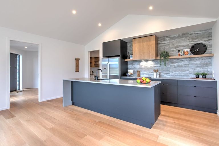 Photo of property in 14 Campbell Road, Wanaka, 9305