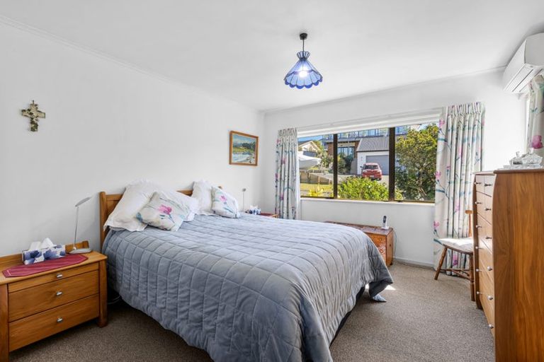 Photo of property in 1 Moana Terrace, Snells Beach, 0920