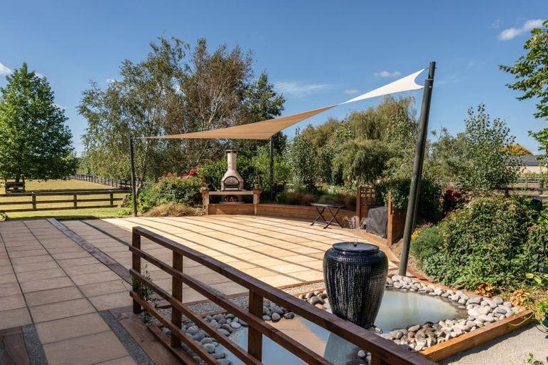 Photo of property in 81 Racecourse Road, Cambridge, 3493