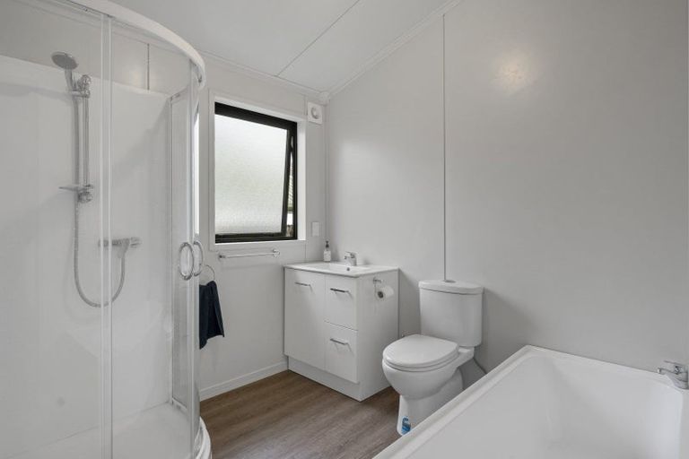 Photo of property in 37 Te Iwiheke Place, Turangi, 3334