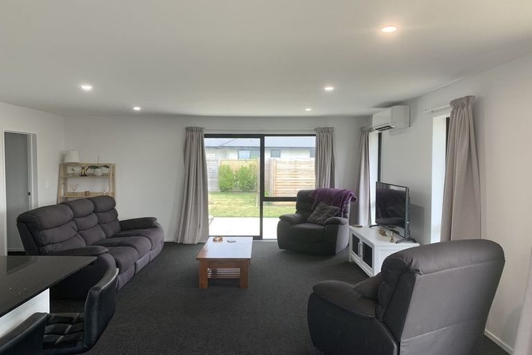 Photo of property in 6 Asha Close, Rolleston, 7614