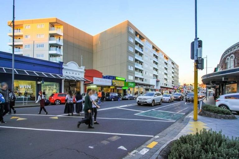Photo of property in 405/26 Remuera Road, Newmarket, Auckland, 1050