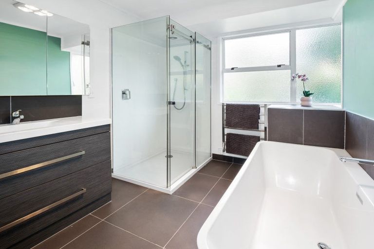 Photo of property in 175 Kingswood Road, Brookfield, Tauranga, 3110