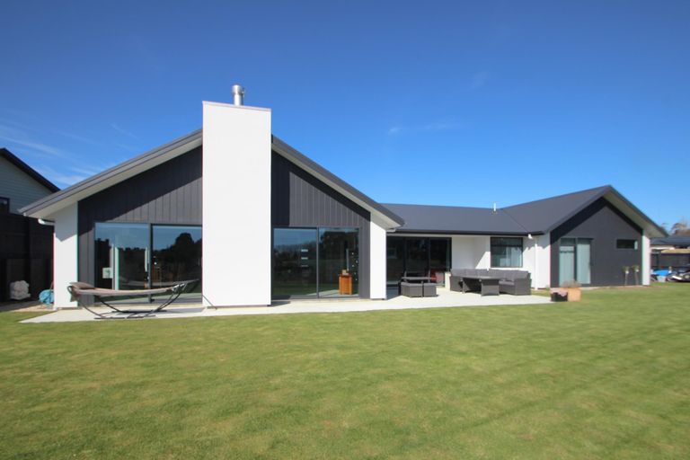 Photo of property in 23 Avoca Drive, Waiareka Junction, Oamaru, 9401