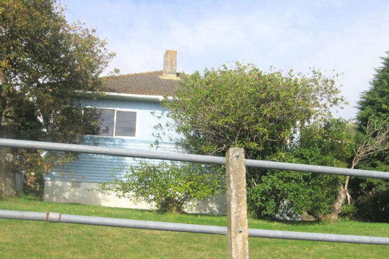 Photo of property in 2 Bromley View, Ranui, Porirua, 5024