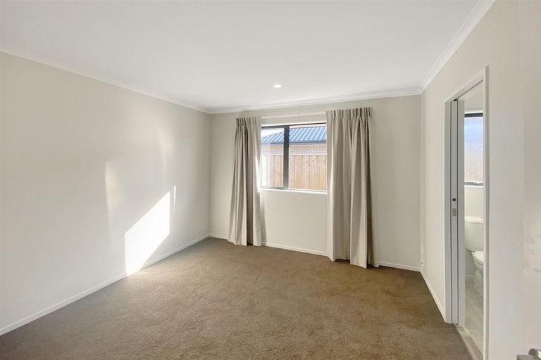 Photo of property in 80 Broadway Parade, Rolleston, 7615