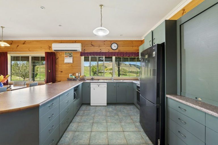 Photo of property in 69 Hitiri Road, Kinloch, Taupo, 3377