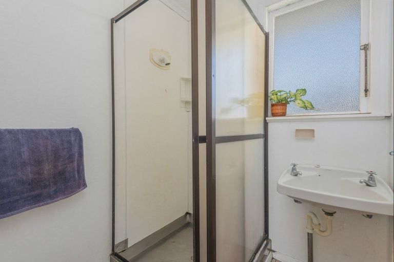 Photo of property in 30 Ashford Avenue, Hokowhitu, Palmerston North, 4410