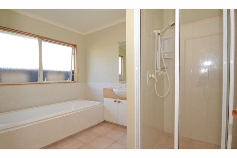 Photo of property in 42 Cannon Drive, Kerikeri, 0230