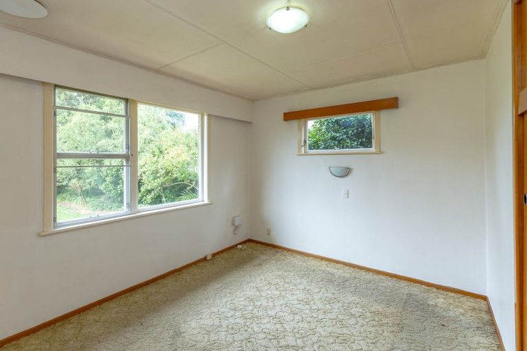 Photo of property in 17 Philip Street, Carterton, 5713