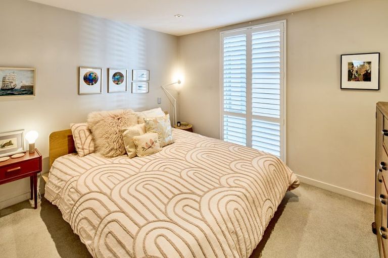 Photo of property in Piermont Apartments, 4e/82 Cable Street, Te Aro, Wellington, 6011