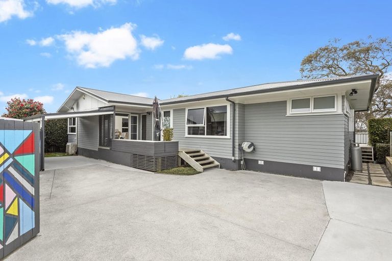 Photo of property in 160 Ennis Avenue, Pakuranga Heights, Auckland, 2010