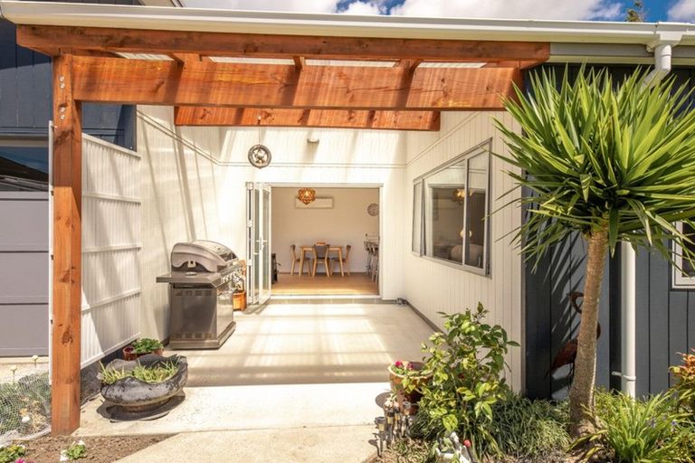 Photo of property in 108a Russell Street, Westport, 7825