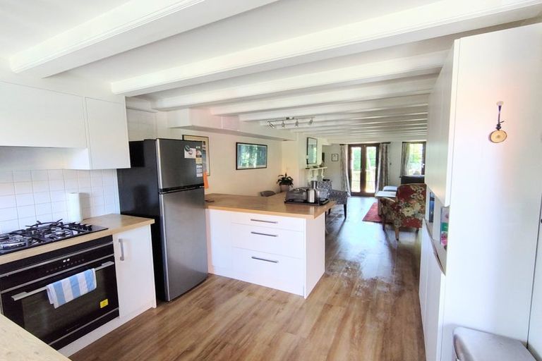 Photo of property in Summerhouse Cottages,unit 203, 3/3 Quiet Woman Way, Monaco, Nelson, 7011