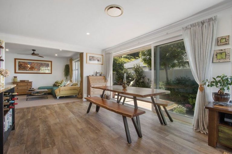 Photo of property in 29 Lakeside Terrace, Omokoroa, 3114