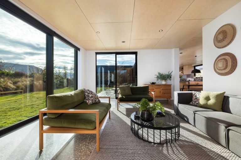 Photo of property in 3 Torridon Court, Jacks Point, Queenstown, 9371