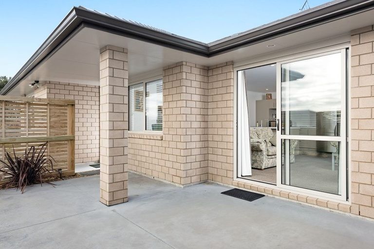 Photo of property in 40 Excelsa Place, Papamoa Beach, Papamoa, 3118
