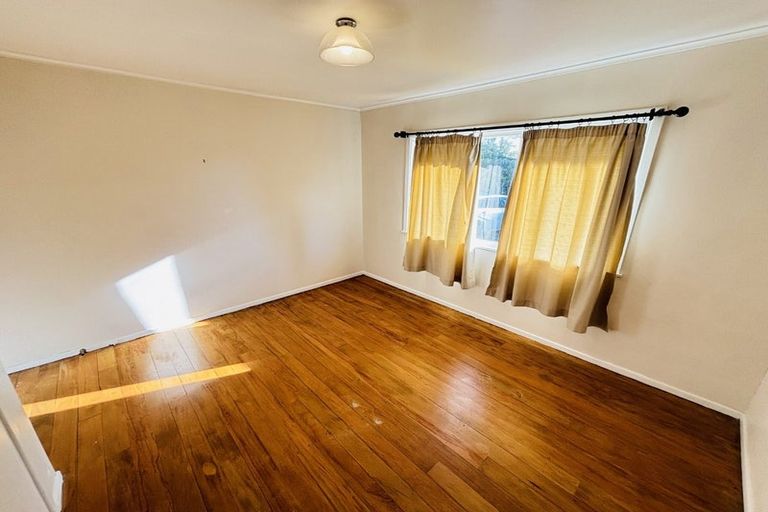 Photo of property in 3/37 Buckingham Crescent, Manukau, Auckland, 2025
