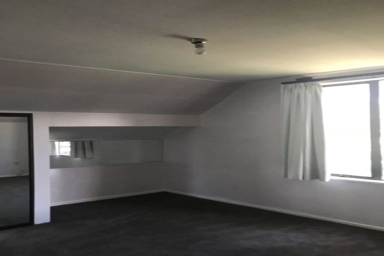 Photo of property in 10a Kindergarten Drive, Conifer Grove, Takanini, 2112