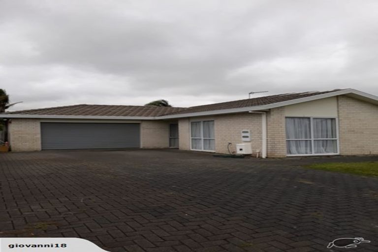 Photo of property in 71 Tington Avenue, Wattle Downs, Auckland, 2103