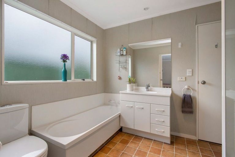 Photo of property in 11 Donegal Place, Katikati, 3129