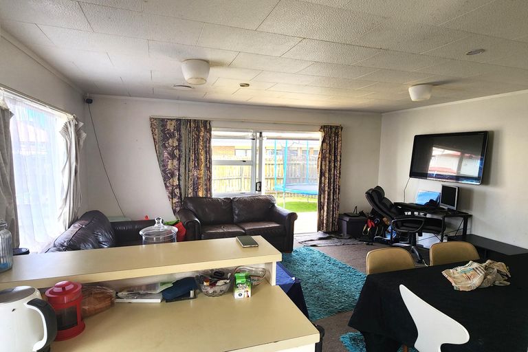 Photo of property in 5/8 Onslow Road, Papakura, 2110