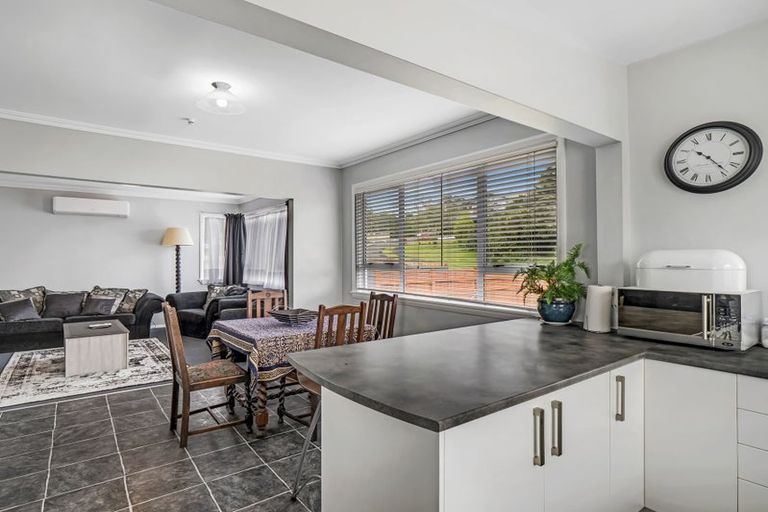 Photo of property in 2 Ward Street, Aramoho, Whanganui, 4500