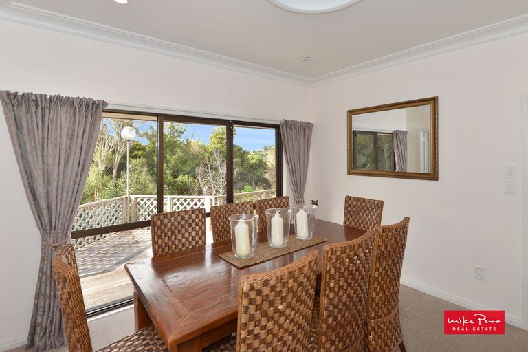 Photo of property in 100 Te Rongo Road, Parua Bay, Whangarei, 0174