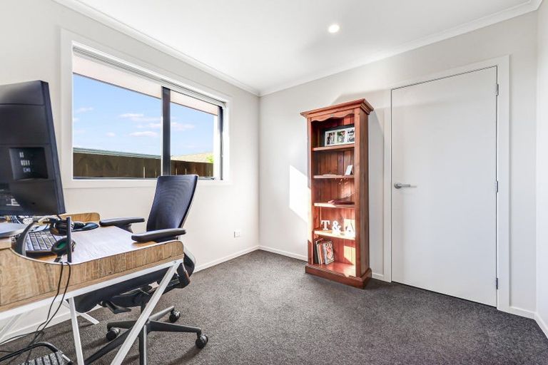 Photo of property in 3 Manawaroa Close, Grandview Heights, Hamilton, 3200