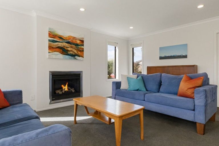 Photo of property in 9 Cooper Crescent, Cambridge, 3434