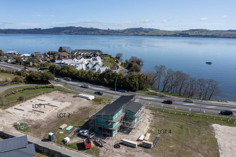 Photo of property in 6/3 Tremaine Avenue, Two Mile Bay, Taupo, 3330